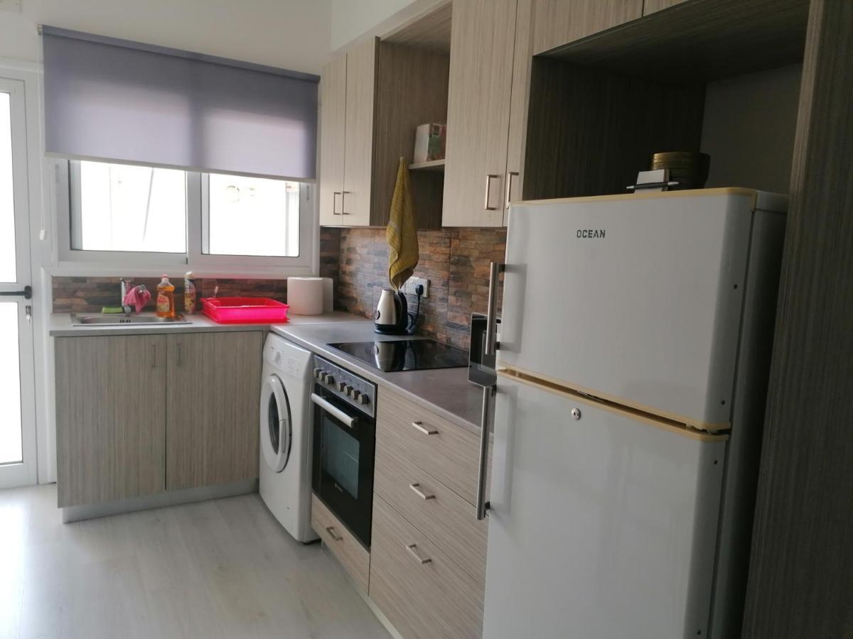 Elenas 1 Bedroom Apartment In Limassol Center מראה חיצוני תמונה