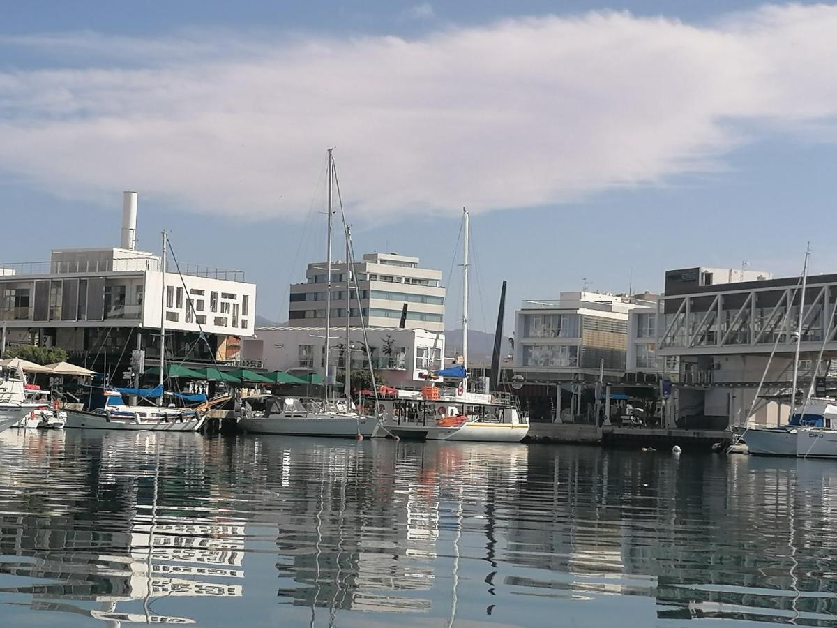 Elenas 1 Bedroom Apartment In Limassol Center מראה חיצוני תמונה