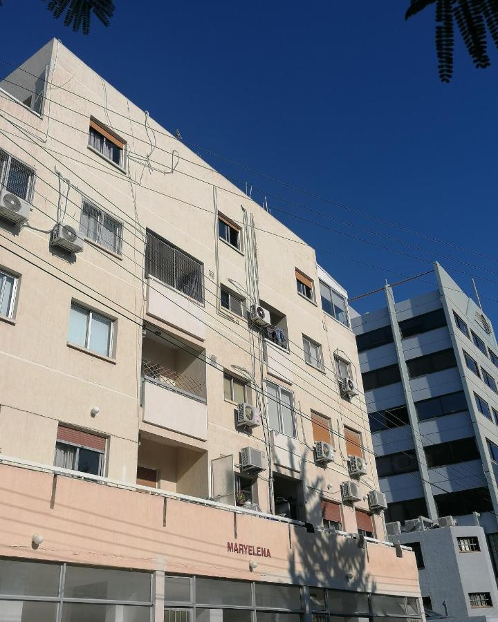 Elenas 1 Bedroom Apartment In Limassol Center מראה חיצוני תמונה
